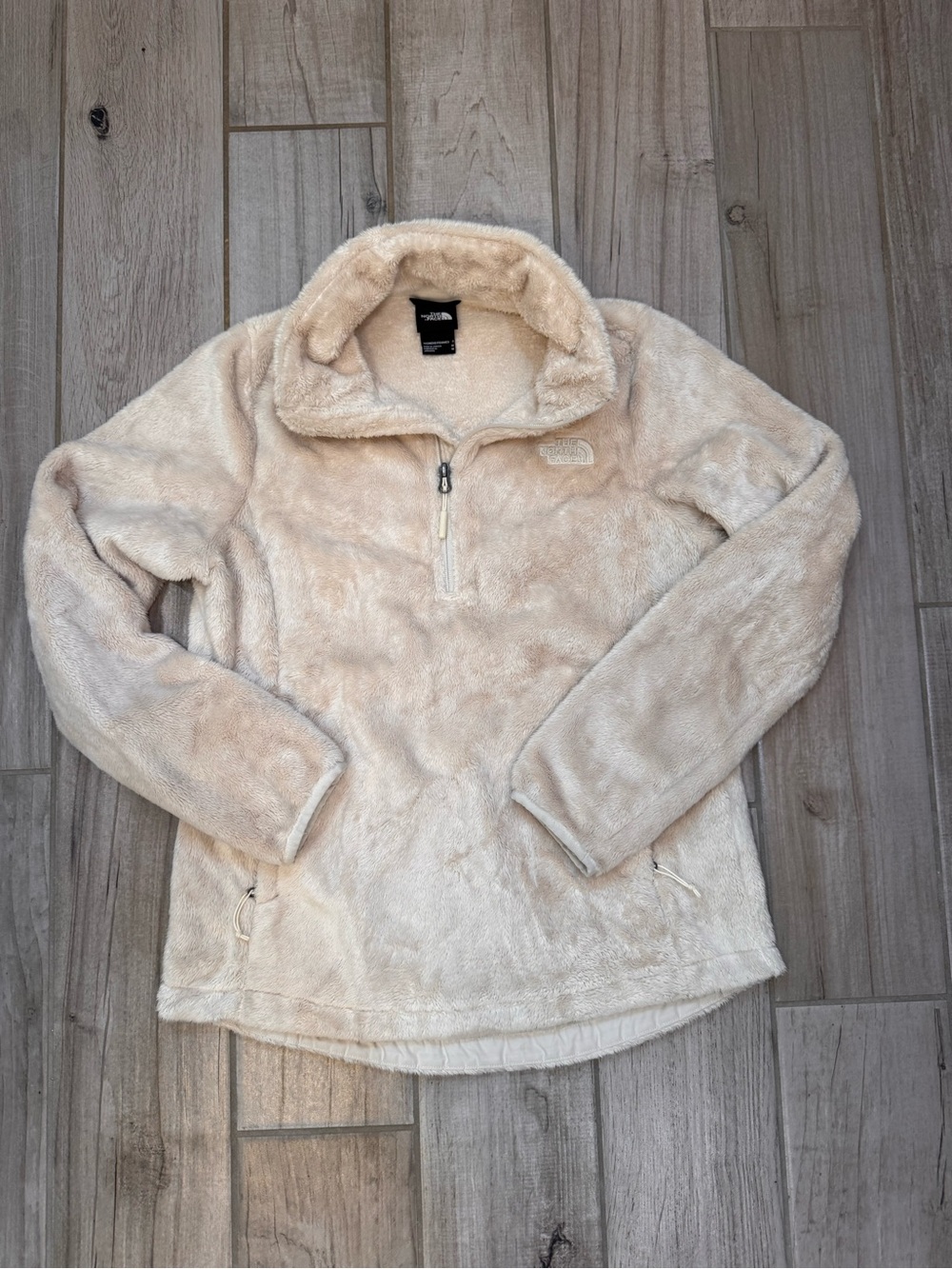 The North Face Women's Cream Plush Half-Zip Cowl Pullover